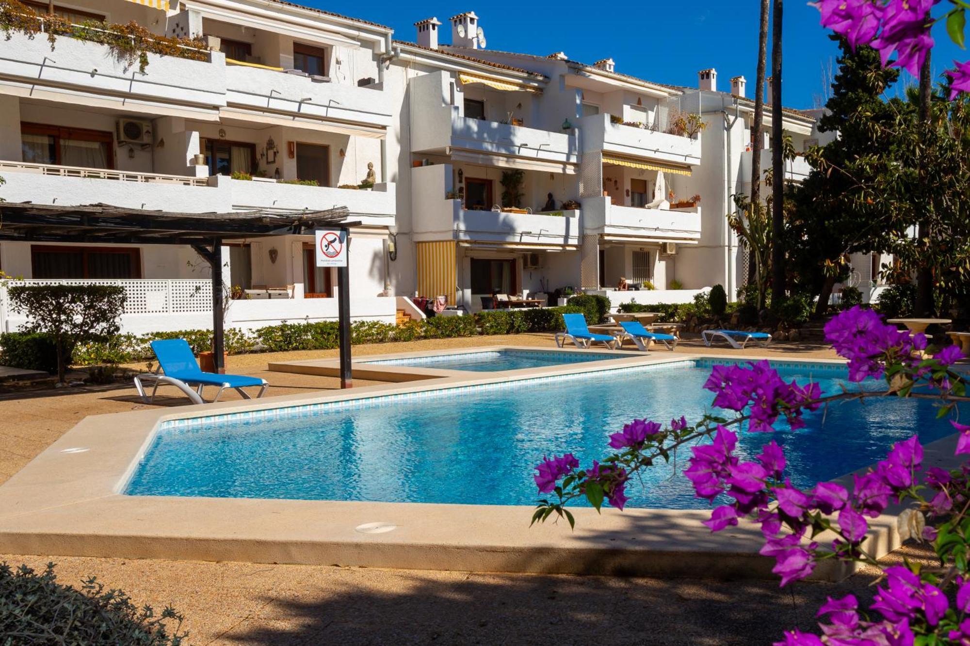 Apto Fully Equiped Con Piscina Y Gratis Parking Altea Exteriör bild